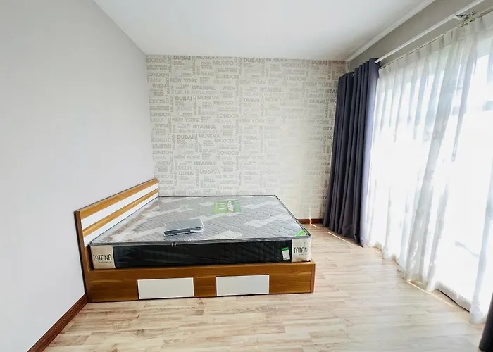 3 Large Bedrooms 135M2 Phu My Hung-Midtown Quan 7