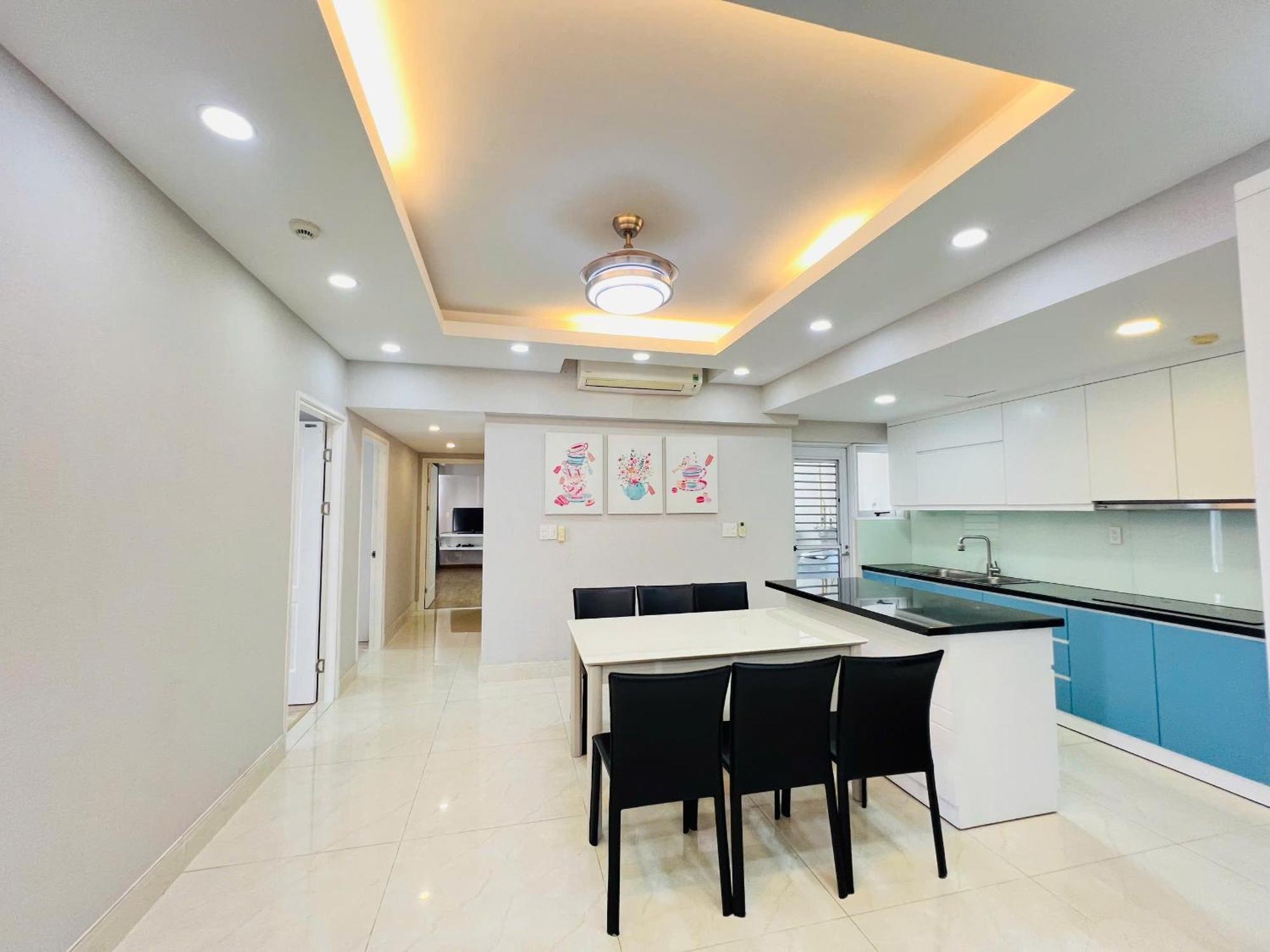 3 Large Bedrooms 135m2 Phu My Hung-midtown Quan 7 Bed & Breakfast TP. Hồ Chí Minh