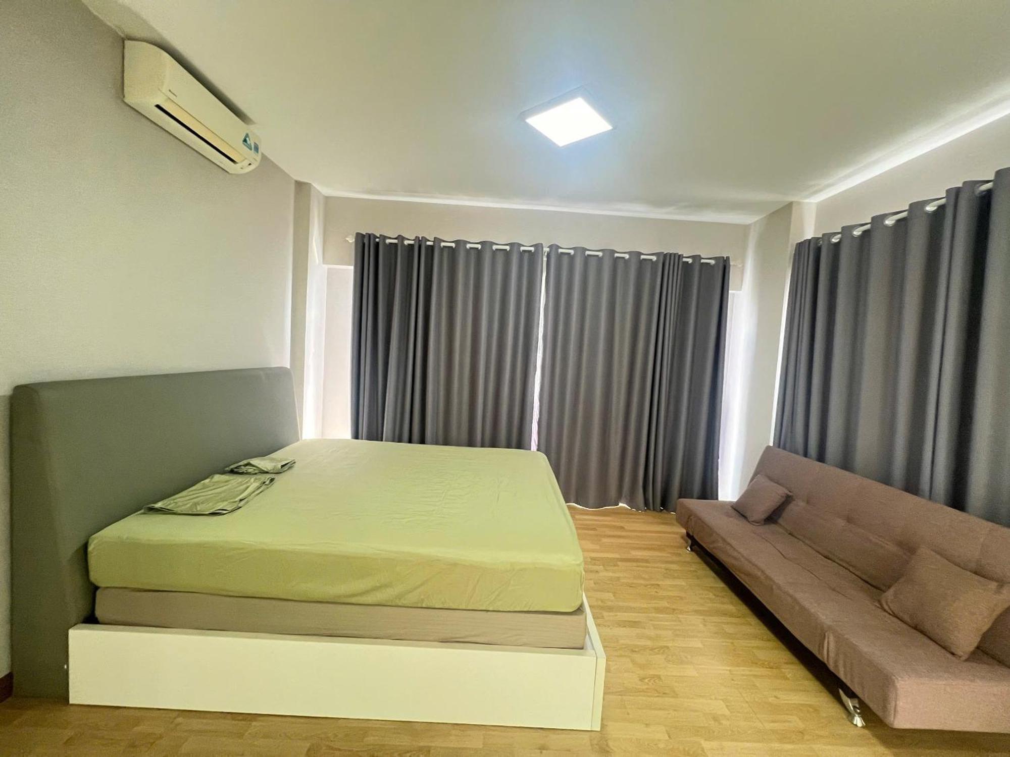 3 Large Bedrooms 135m2 Phu My Hung-midtown Quan 7 Bed & Breakfast *