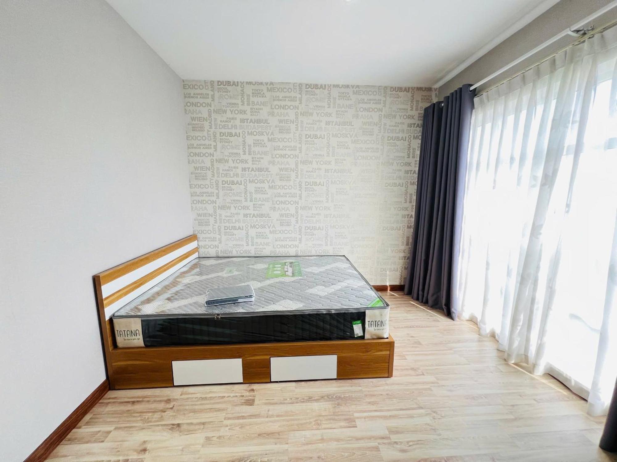 3 Large Bedrooms 135m2 Phu My Hung-midtown Quan 7 Bed & Breakfast TP. Hồ Chí Minh